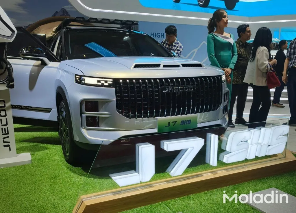 daftar harga mobil PHEV mei 2026 - Moladin