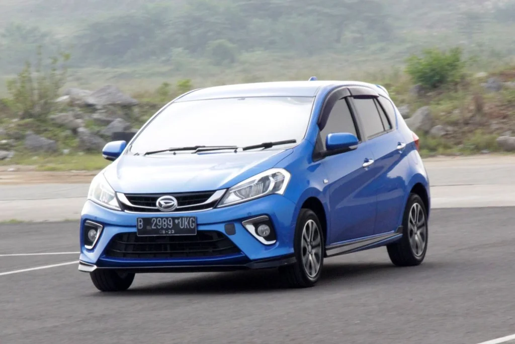 Harga Daihatsu Sirion 2021 Bekas, Hatchback Irit Buat Harian daihatsu sirion mobil murah keyless - Moladin