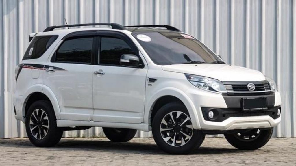 13 Mobil Pertama untuk Pasutri Baru yang Irit BBM, Mulai Rp50 Jutaan! daihatsu terios mobil pertama untuk pasutri baru - Moladin
