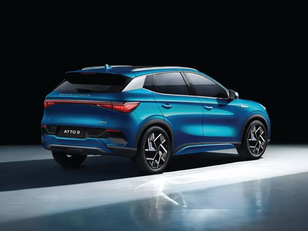 Intip Ubahan BYD Atto 3 Generasi Baru, Fiturnya Makin Canggih! desain byd atto 3 - Moladin