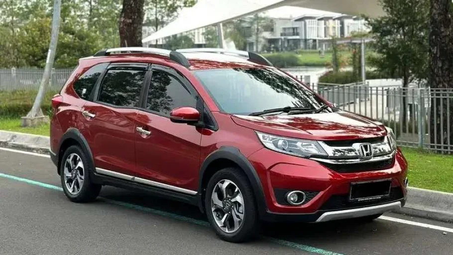 13 Mobil Pertama untuk Pasutri Baru yang Irit BBM, Mulai Rp50 Jutaan! honda br-v mobil pertama untuk pasutri baru - Moladin