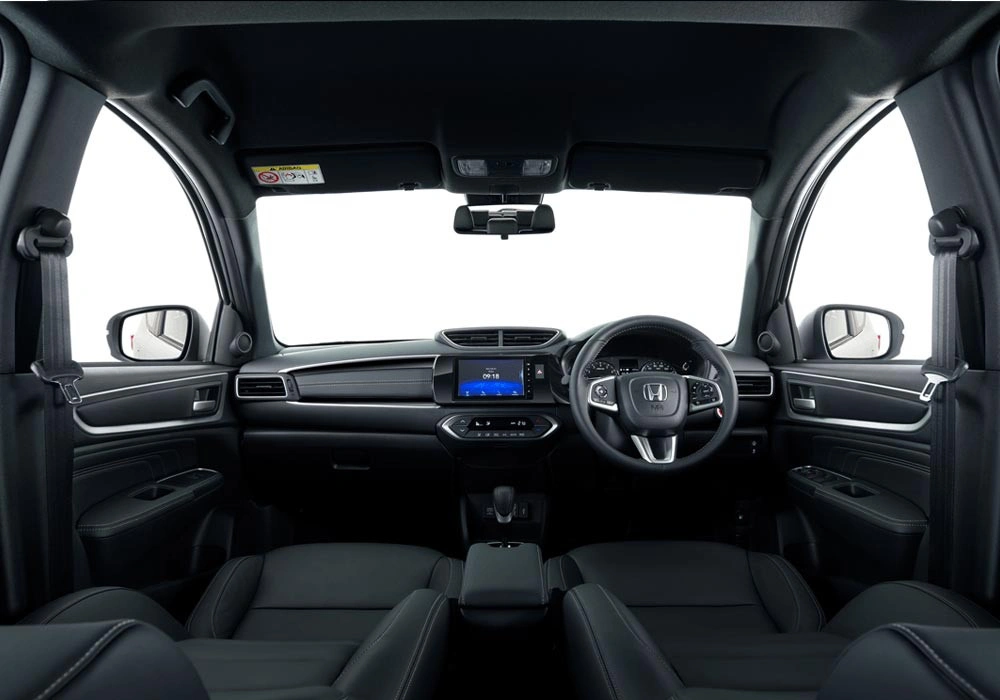 Mobil Bekas BR-V 2024 Mulai Turun Harga, Kabin Luas dan Iritnya Masih Juara! interior br-v 2024 - Moladin