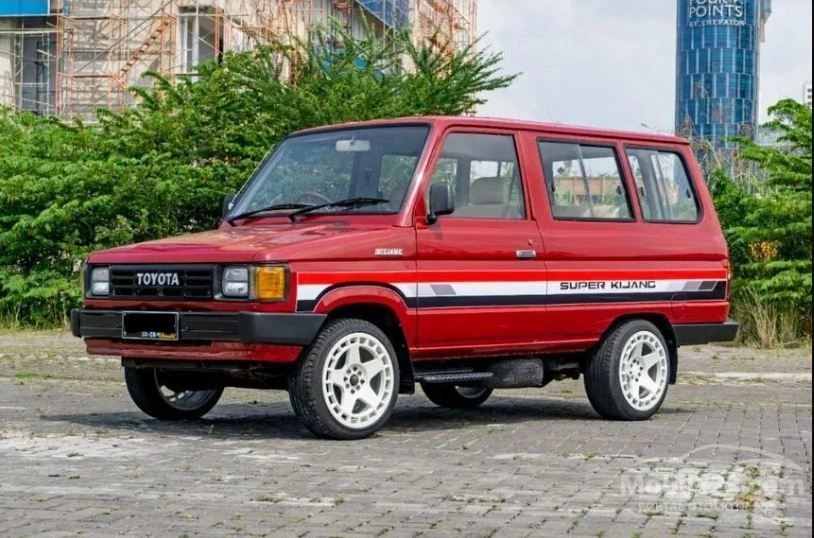 mobil bekas 20 jutaan - Moladin