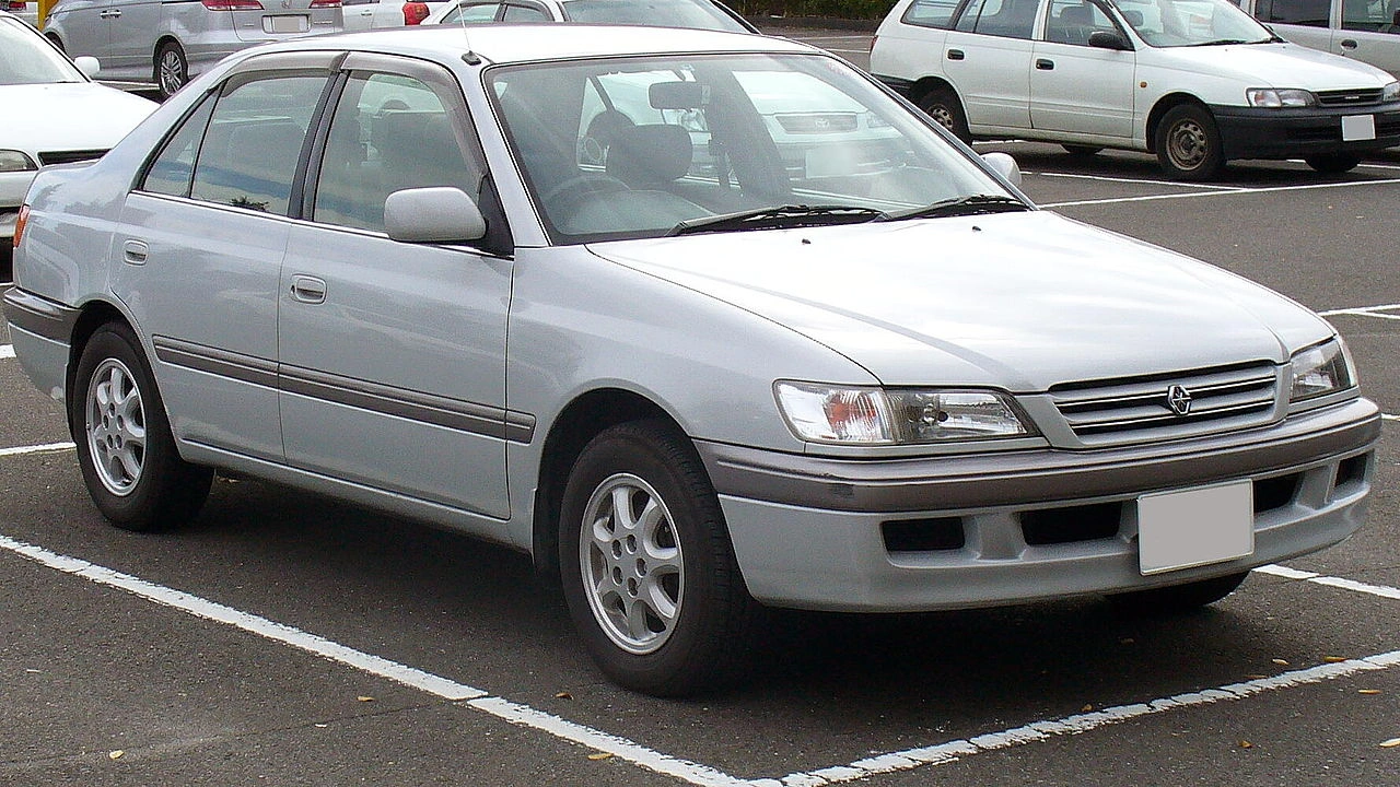 mobil sedan toyota 30 jutaan - Moladin