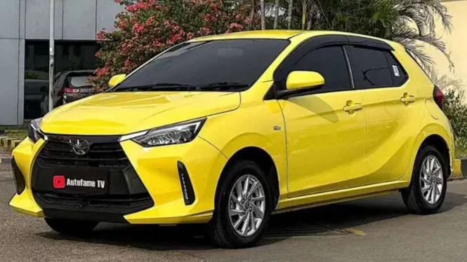 9 Mobil Matic 60 Jutaan Terbaik di 2026: Irit, Nyaman dan Kuat Tanjakan toyota agya mobil matic 60 jutaan - Moladin