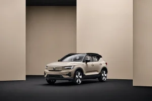 Volvo EX40