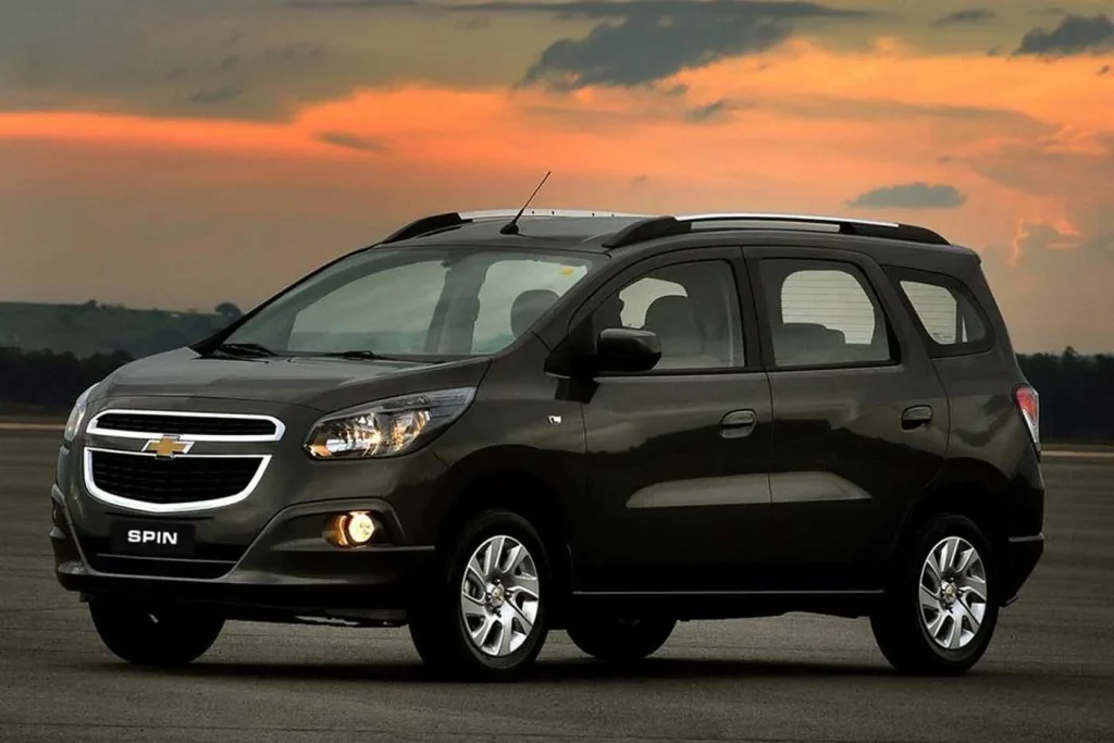 Chevrolet Spin MPV bekas 60 jutaan - Moladin