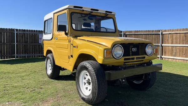 11 Mobil Jeep Klasik Mulai 50 Jutaan, Cocok untuk Koleksi & Diajak Off-Road! Daihatsu Taft mobil jeep klasik mulai 50 jutaan - moladin