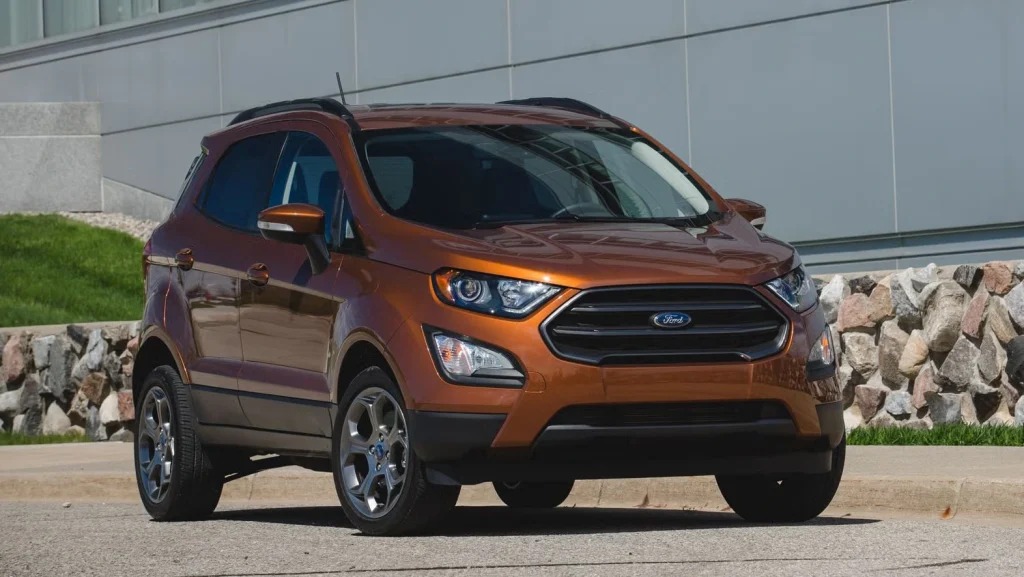 Ford EcoSport SUV bekas irit BBM - Moladin