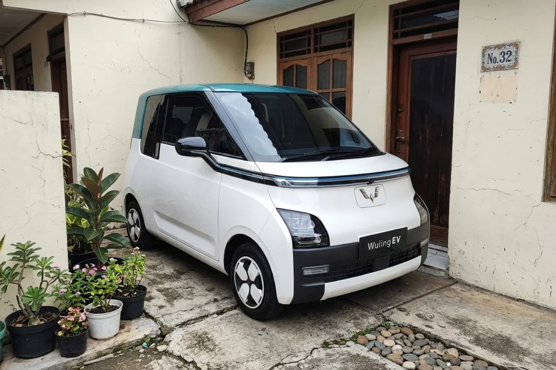 10 Mobil Bekas untuk yang Punya Garasi Sempit, Ringkas dan Mudah Diparkir 10 Mobil Bekas untuk yang Punya Garasi Sempit, Ringkas dan Mudah Diparkir