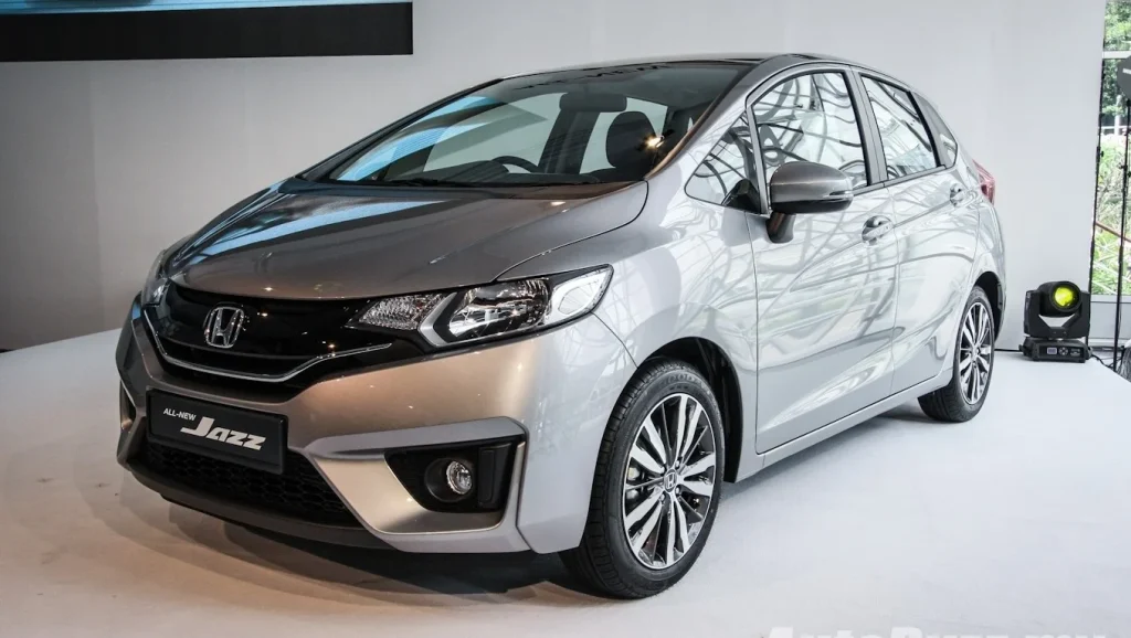 Honda Jazz 2014 mobil bekas murah untuk pekerja gaji 5 juta - Moladin