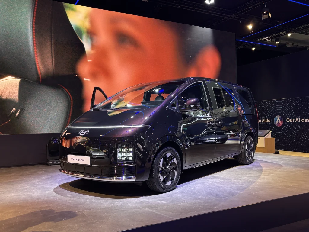 Hyundai Staria EV - Moladin