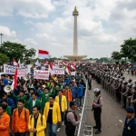 Demo BEM Hari Ini di Monas, Cek Jalur Alternatif Sebelum Berangkat - Tuwaga