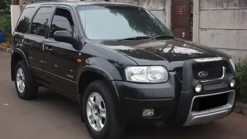 ford escape - Moladin