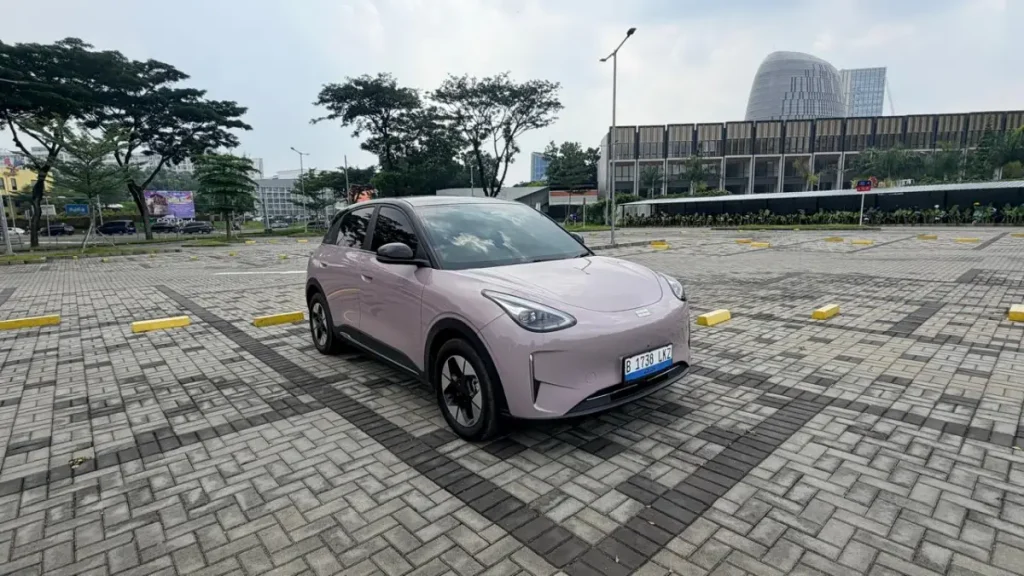 geely ex2 - Moladin