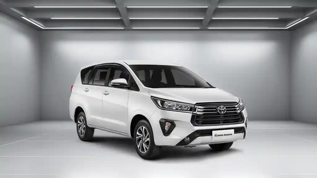 harga innova reborn diesel bekas tahun muda - Moladin