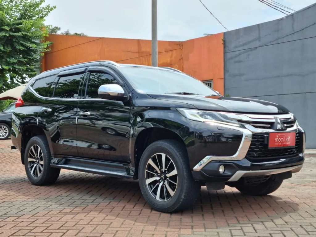 harga mobil bekas pajero sport 2018 - Moladin
