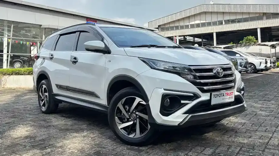 Harga Mobil Bekas Toyota Rush Juni 2026 Mulai Rp200 Jutaan, Masih Layak Dibeli? harga mobil bekas toyota rush juni 2026 - Moladin