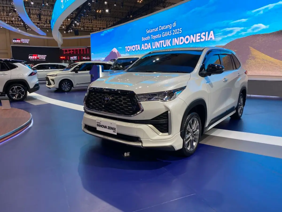 Mobil Bekas Innova Zenix 2025 Mulai Rp400 Jutaan, Masih Menarik untuk Keluarga?