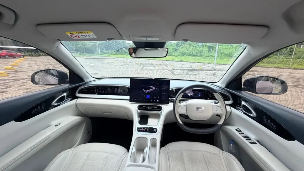 Mobil Listrik Geely EX2, Definisi Kata Pas untuk Mobilitas Harian interior geely ex2 - Moladin