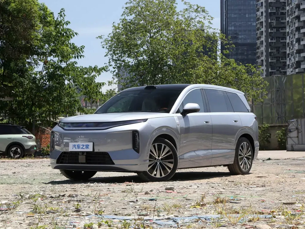 BYD Great Tang EV Meluncur, Punya Teknologi Fast Charging 5 Menit! jarak tempuh BYD Great Tang EV - Moladin