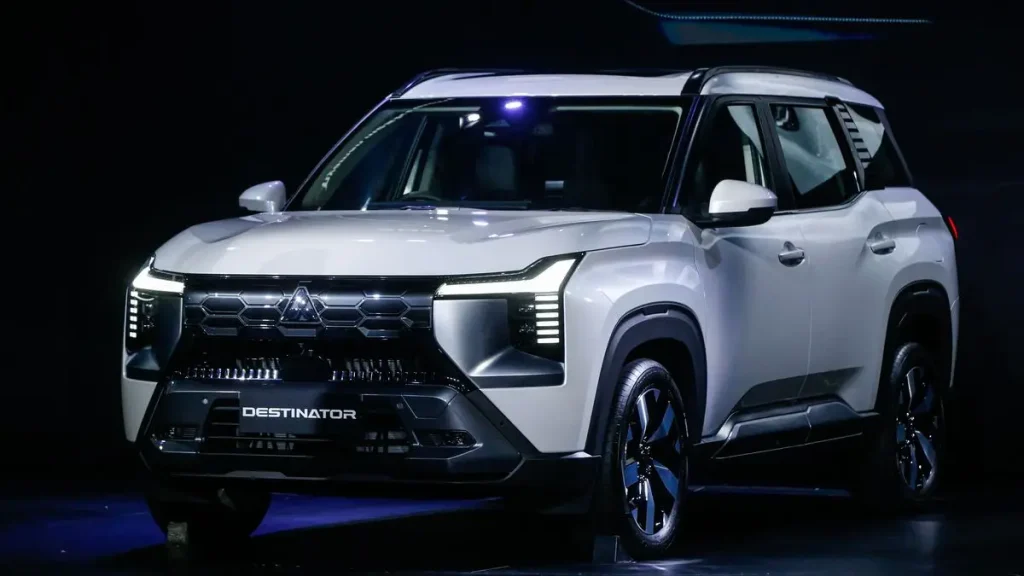mitsubishi destinator - Moladin