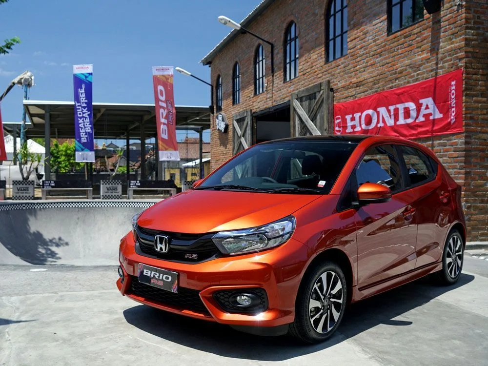 mobil bekas brio rs 2019 - Moladin