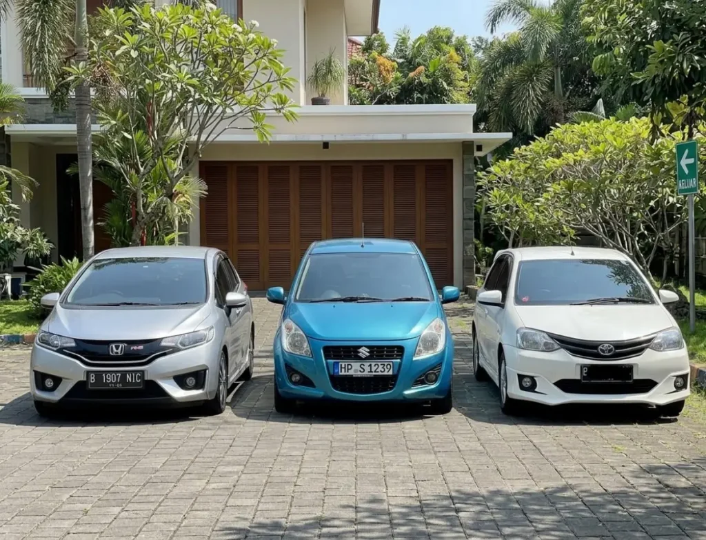 mobil bekas pajak 1 jutaan - Moladin
