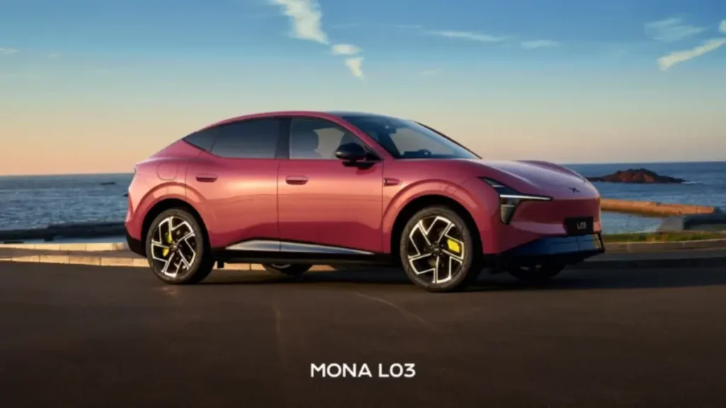 Xpeng Perkenalkan Mona L03, SUV Fastback EV Baru Siap Debut Juli 2026 mona L03 samping