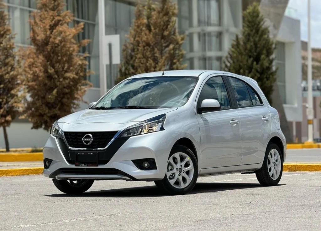 5 Pilihan Mobil Bekas yang Aman Pakai Pertalite, Harga Mulai Rp70 Jutaan! nissan march - Moladin