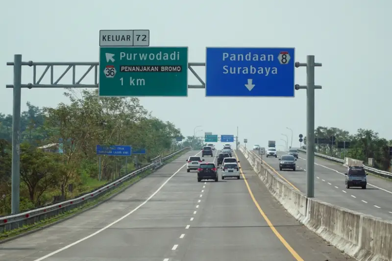 Tarif Tol Jakarta-Surabaya Terbaru 2026, Siapkan Saldo E-Toll Minimal Rp 1 Juta! tarif tol jakarta-surabaya terbaru - Moladin