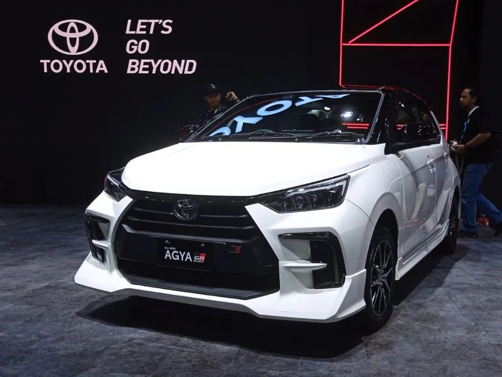 Brio vs Agya: Adu Irit BBM, Performa, dan Kenyamanan, Pilih Mana? toyota agya - Moladin
