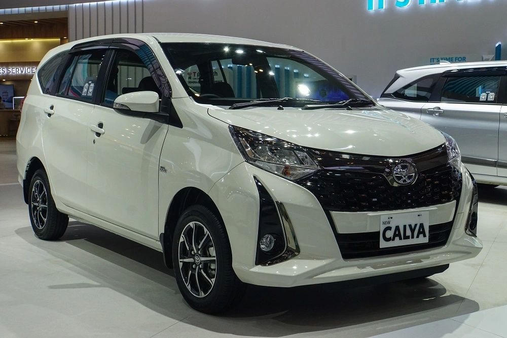 7 Mobil Bekas untuk Grab yang Hemat BBM dan Minim Perawatan, Mulai Rp57 Jutaan! toyota calya mobil bekas untuk grab - Moladin