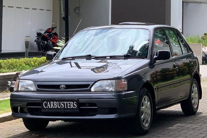 toyota starlet mobil matic bekas 30 jutaan - Moladin