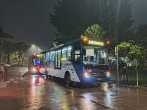 Tarif Transjakarta Naik? Rute Jauh Transjabodetabek Jadi Sorotan