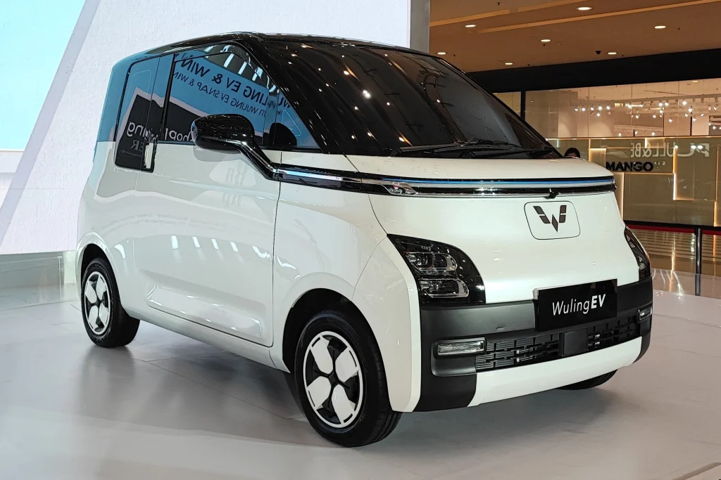 6 Mobil Listrik Murah Pertengahan 2026, Harga Mulai Rp184 Jutaan wuling air ev lite - Moladin