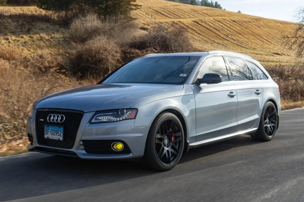 8 Mobil Sedan Eropa Bekas Murah Rp100 Jutaan, Mewah & Nyaman Dipakai! Audi A4 B8 mobil sedan eropa bekas - Moladin
