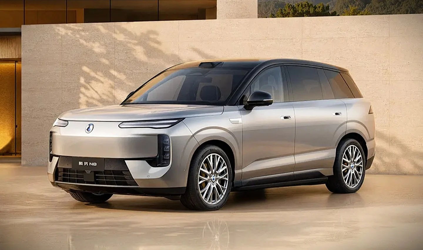 Denza N8 Resmi Muncul, SUV Listrik Premium dengan Tenaga Tembus 1.193 Hp! Denza N8 Resmi Muncul, SUV Listrik Premium dengan Tenaga Tembus 1.193 Hp!