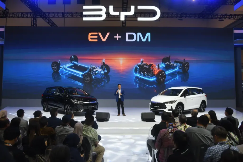 BYD Giias 1