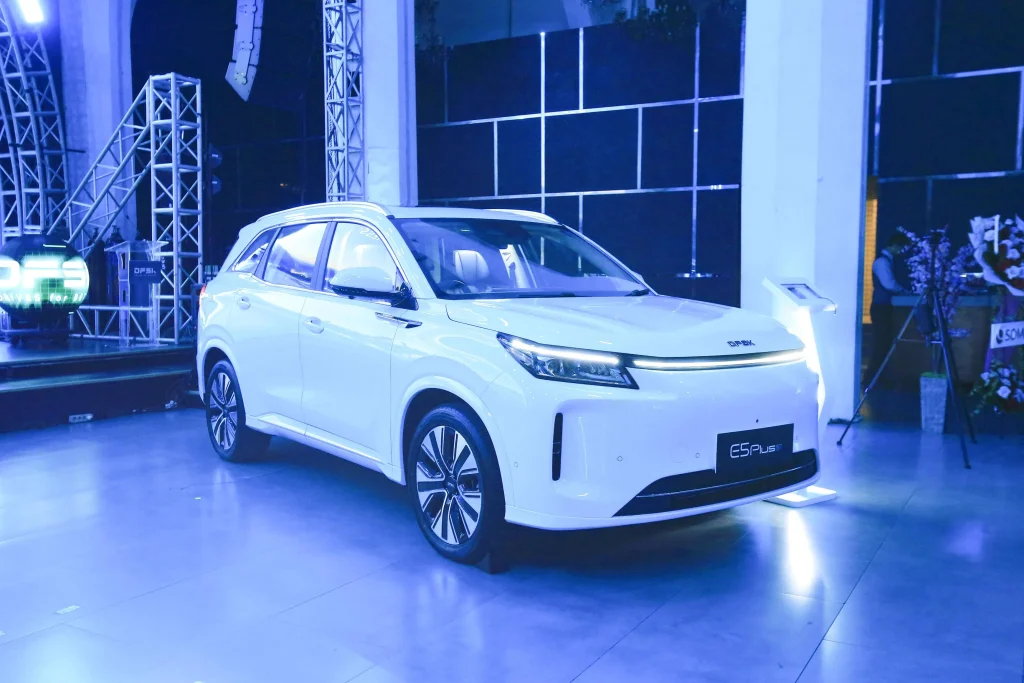 DFSK E5 Plus - Moladin
