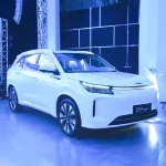 DFSK E5 Plus Siap Meluncur di GIIAS 2026, Pre-Booking Tembus 1.100 Unit! - Tuwaga