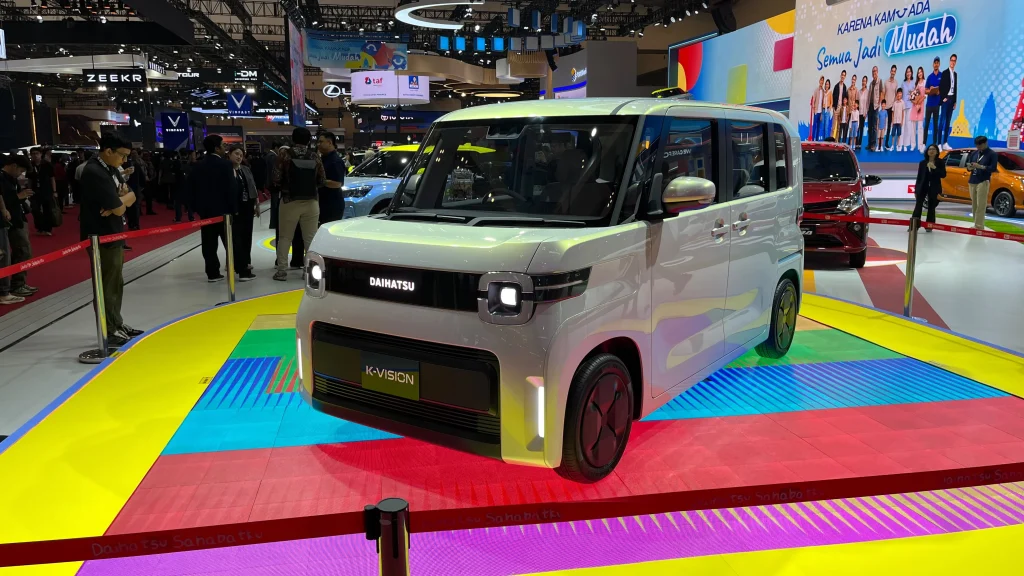 Mobil Konsep Daihatsu Jadi Sorotan di GIIAS 2026, Ada EV Mungil hingga Kei Car! Daihatsu K-Vision - Moladin