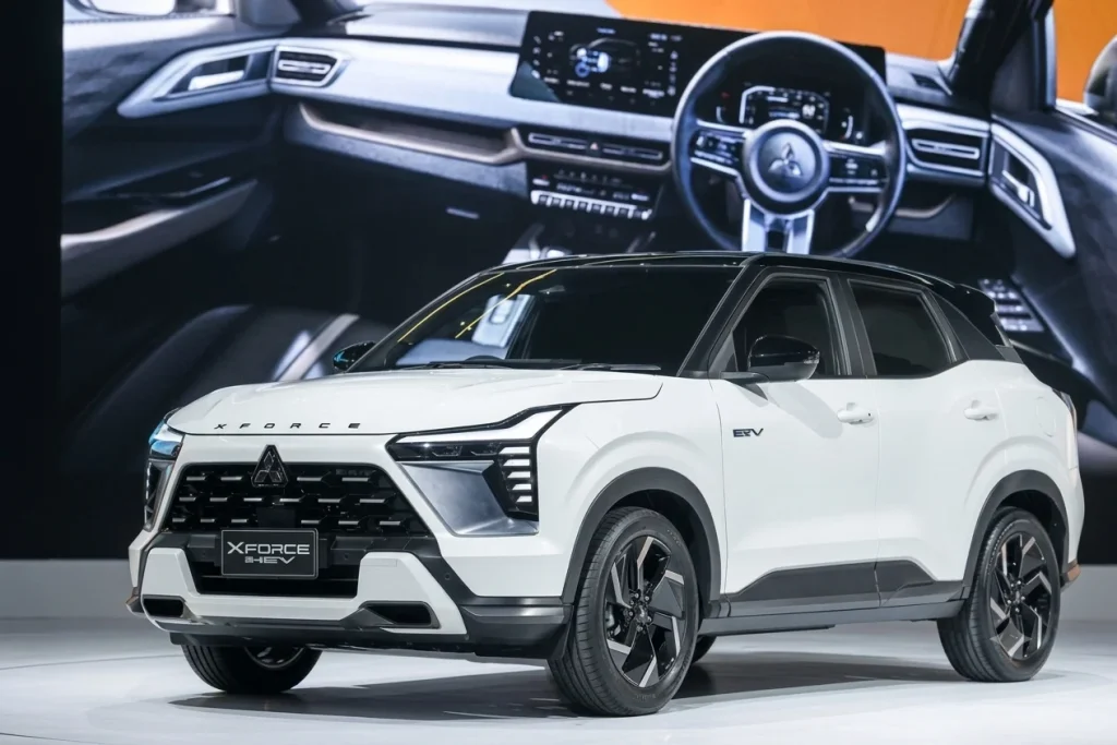 Mitsubishi XForce Hybrid - Moladin