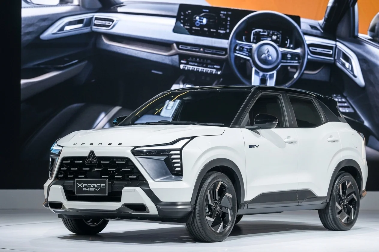 Mitsubishi Xforce Hybrid Meluncur, Bawa Mesin 1.600 cc & Garansi Baterai 10 Tahun!