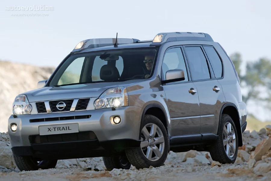8 Pilihan SUV Bekas 5-Seater Murah, Fitur Lengkap & Nyaman Dipakai! Nissan X-Trail T31 SUV bekas 5-seater - Moladin