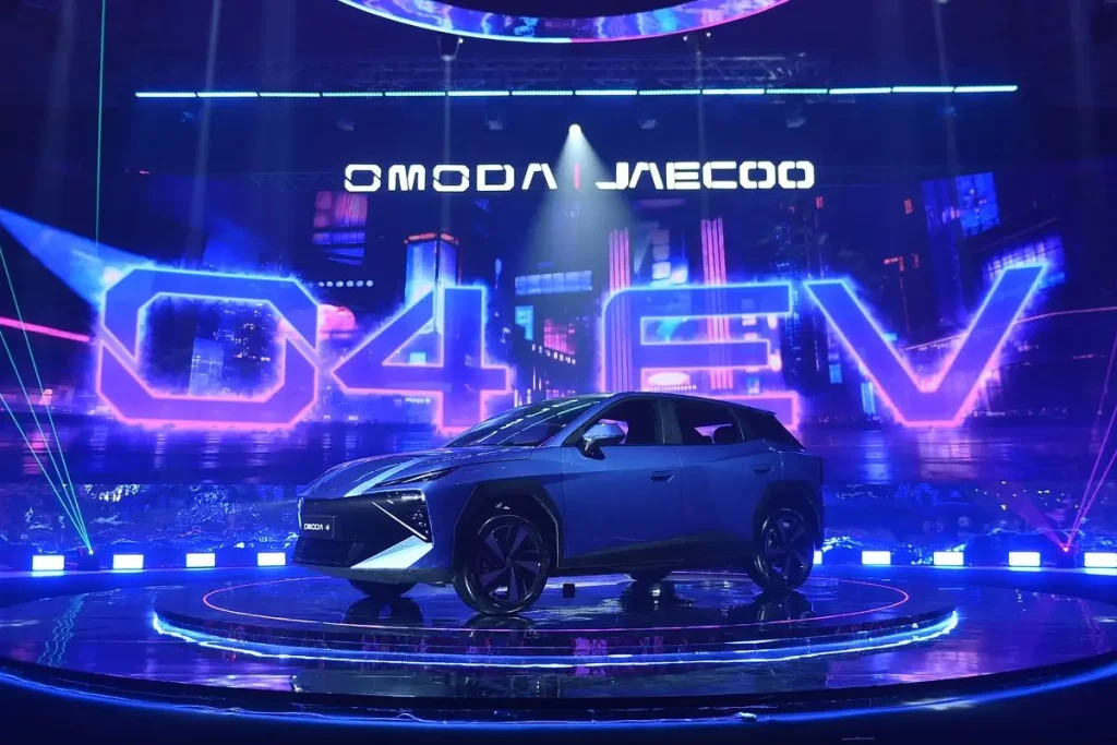 Omoda 04