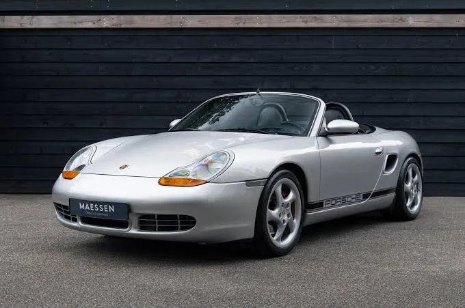 10 Mobil Convertible Bekas Termurah 2026, Harga Mulai Rp70 Jutaan! Porsche Boxster 986 mobil convertible termurah - Moladin