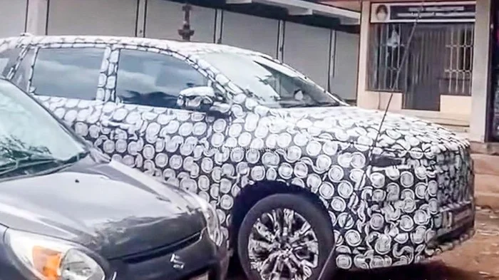 Toyota Siapkan Innova Zenix Facelift 2026: Cek Bocoran Desain, Fitur & Mesin! bocoran innova zenix facelift - Moladin