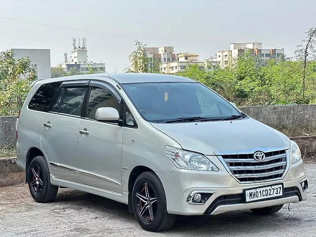 Kijang Innova Matik 2015 Bekas: Harga Mulai Rp150 Jutaan, Masih Layak Dibeli? harga kijang innova matik 2015 - Moladin