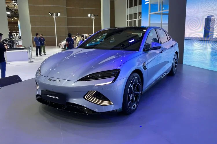 Harga Mobil Listrik Bekas Juli 2026 Masih Terjangkau, Cek Daftarnya! harga mobil listrik bekas BYD Seal Performance - Moladin